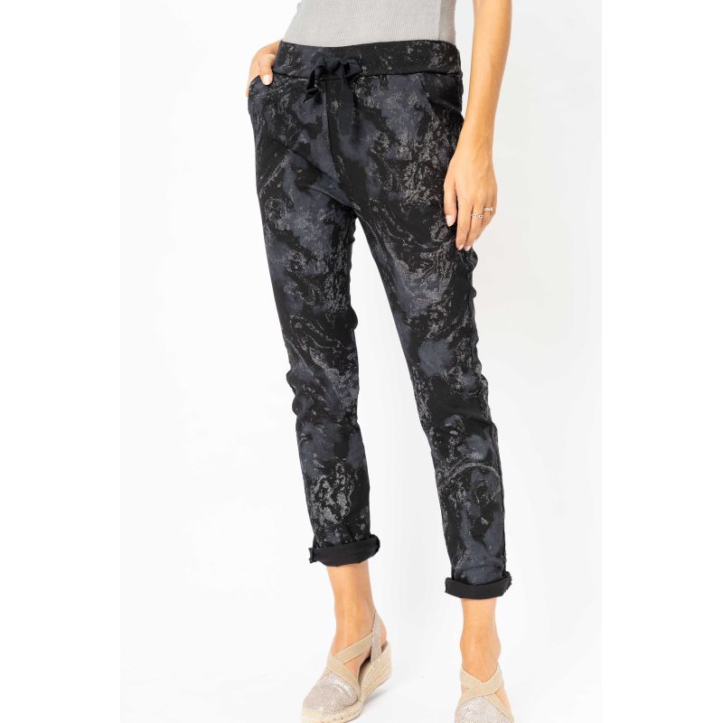 Black swirl pant