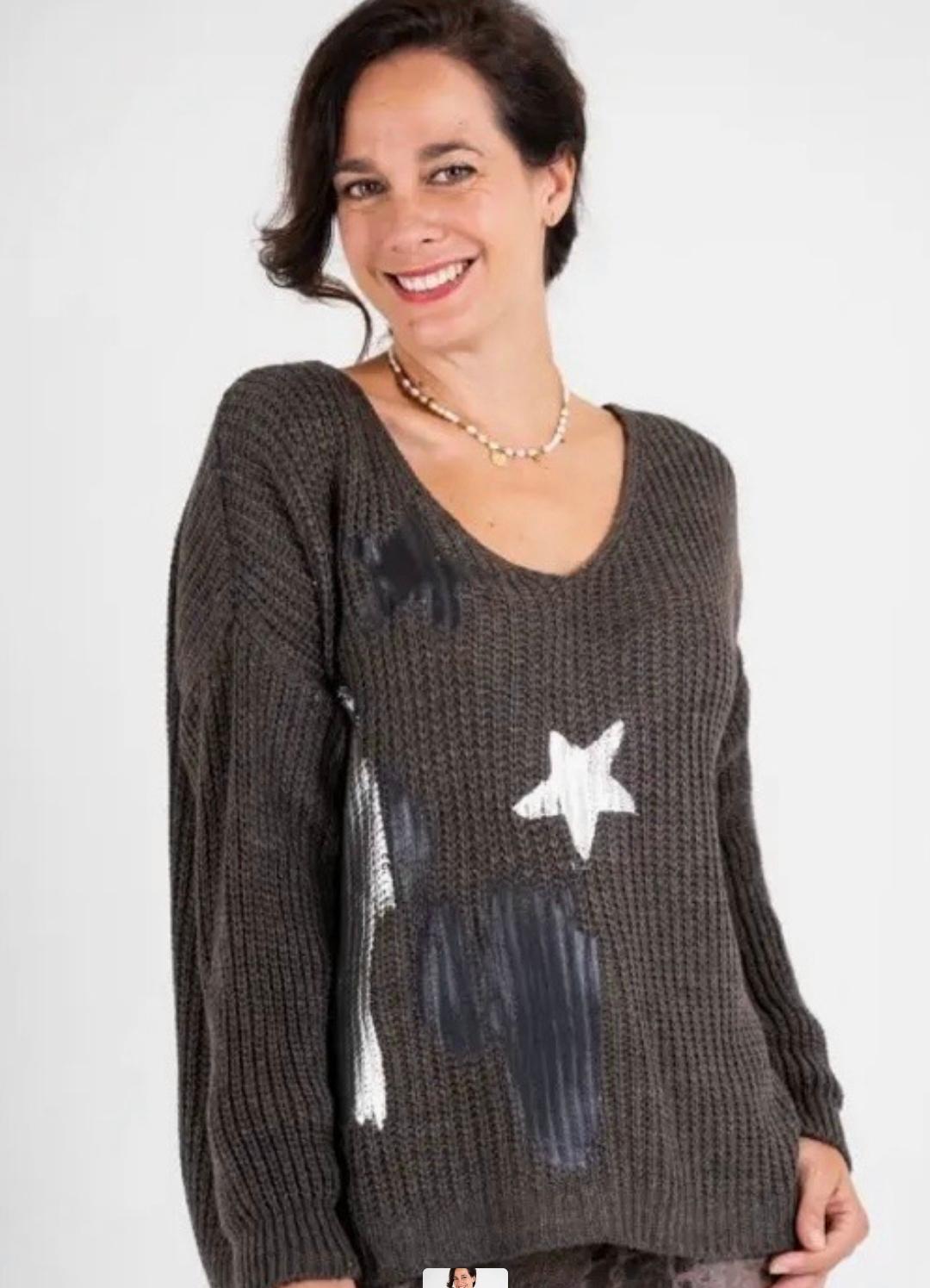 Brown star sweater Preorder