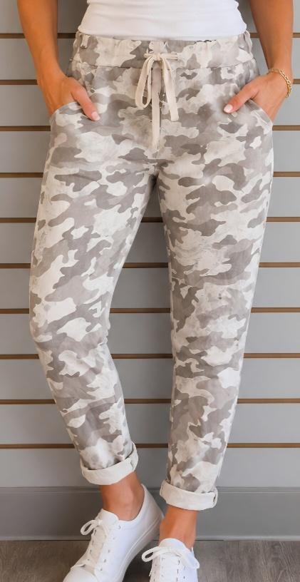 Beige camo pant