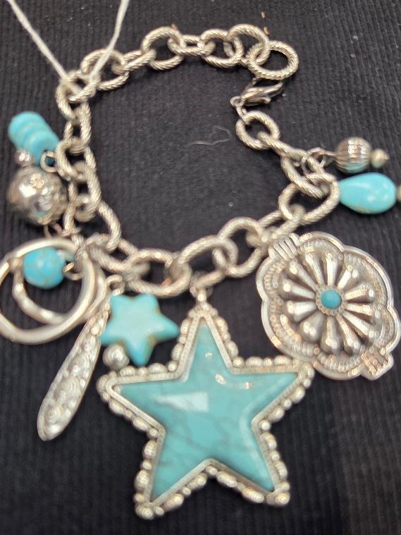 Charm bracelet