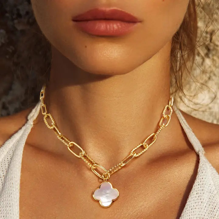 Cream clover necklace