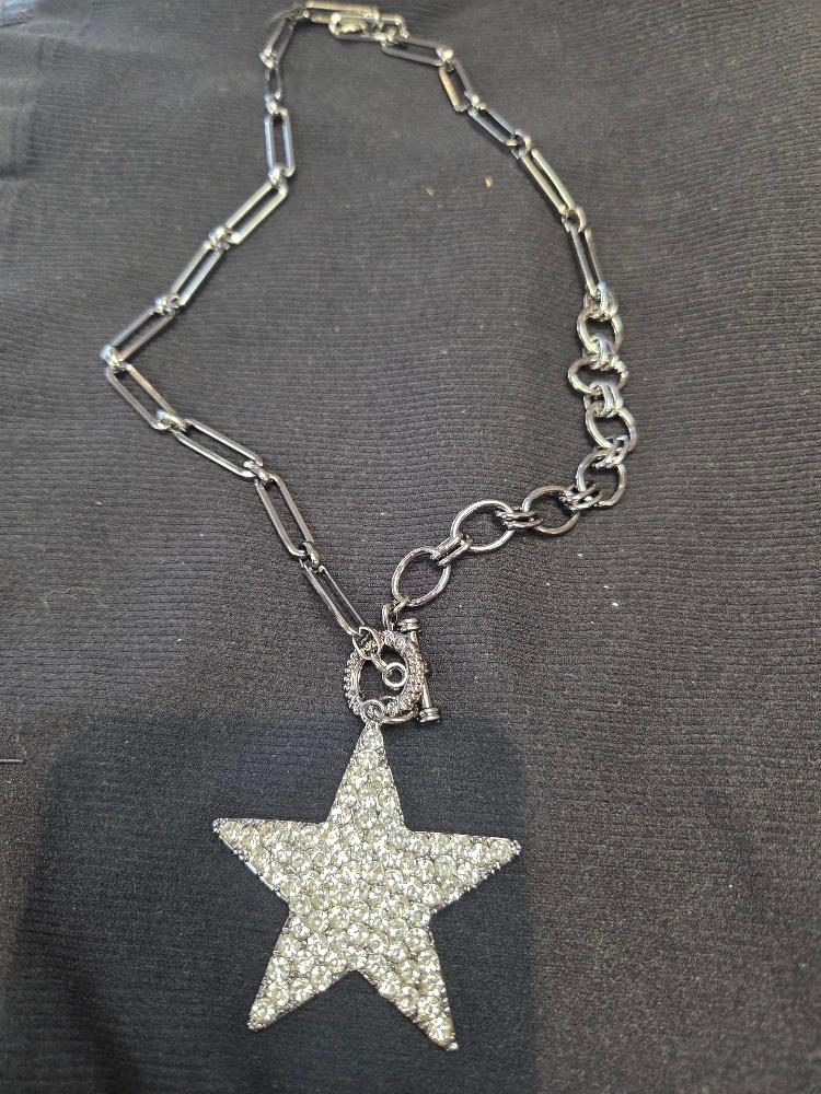 Silver rhinestone star necklace