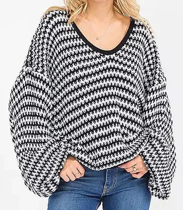 Black color block sweater