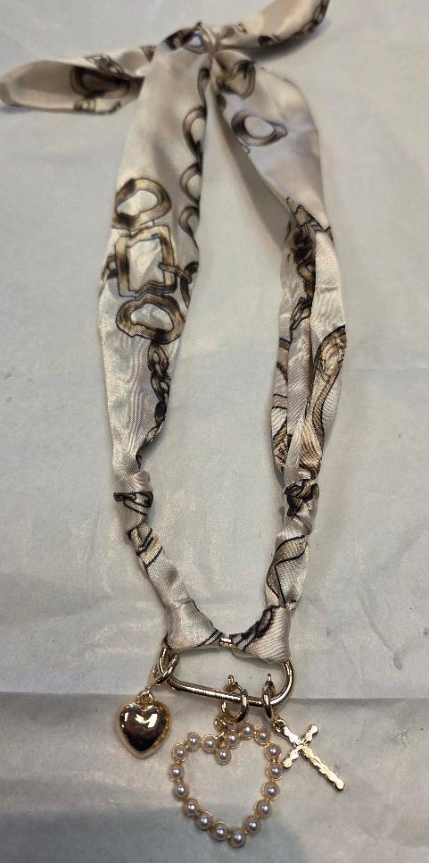 Scarf necklace