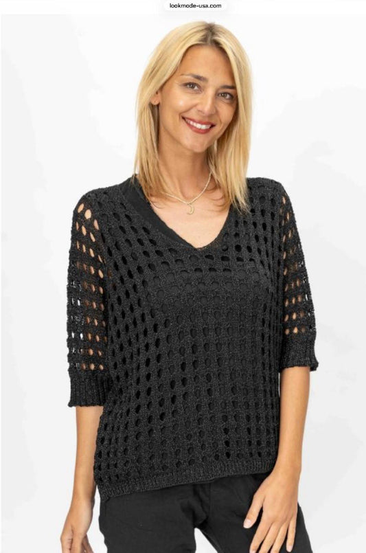 Black open knit (Preorder)