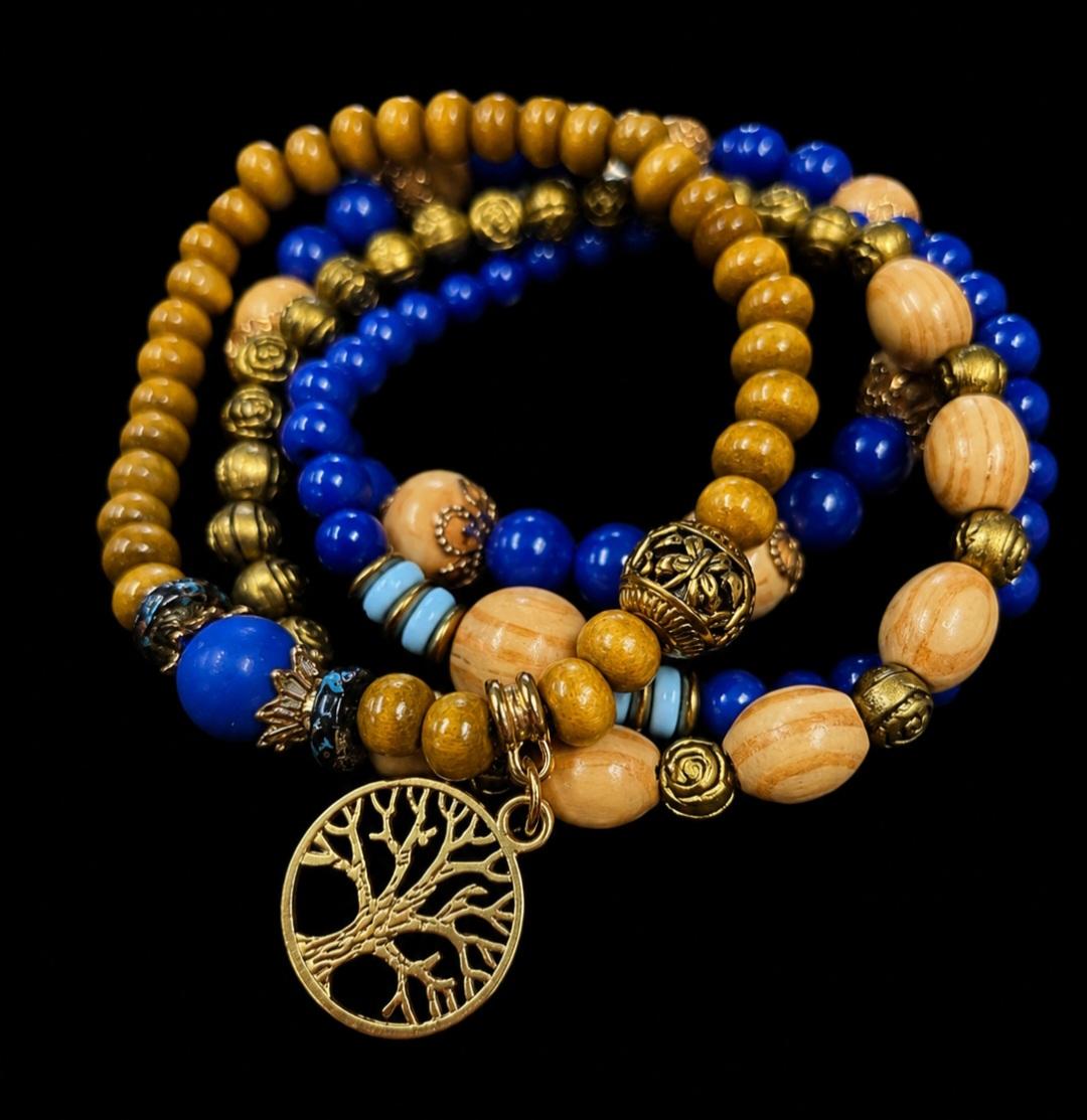 Blue bead bracelet
