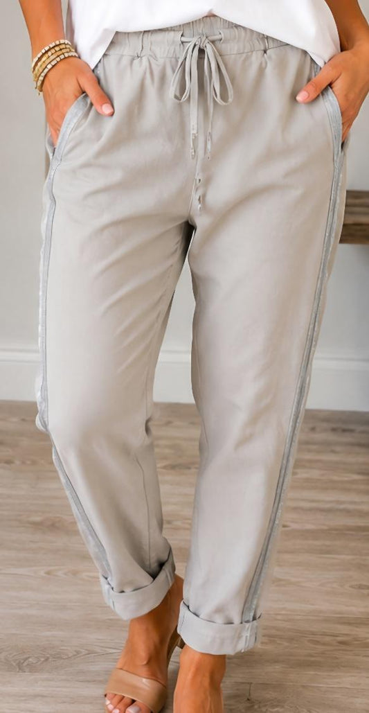 Beige pant with silver