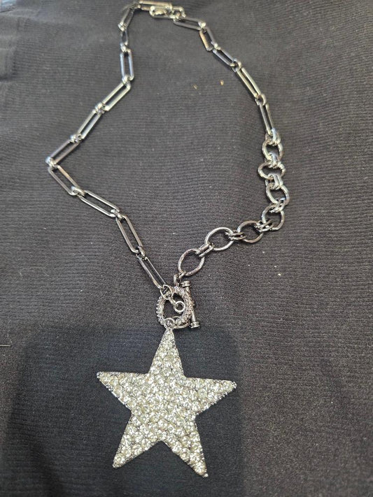 Silver rhinestone star necklace