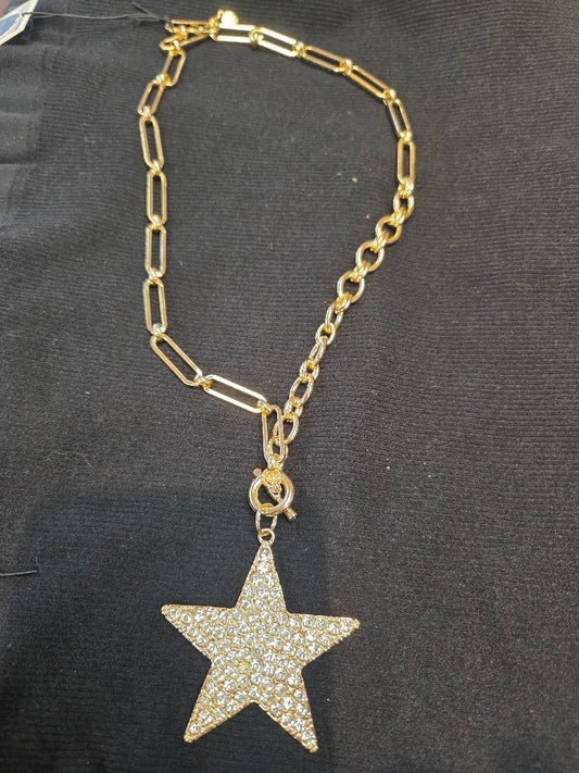 Gold rhinestone star necklace