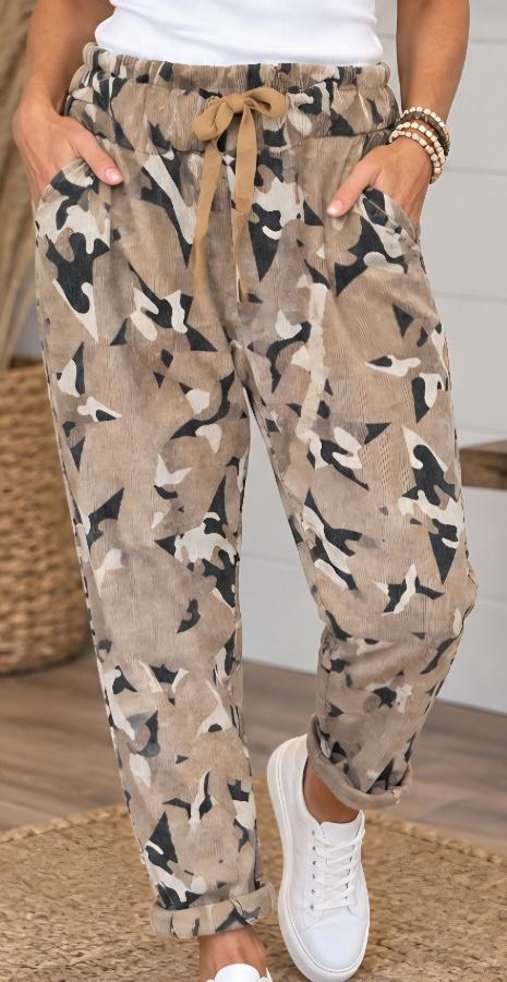 Camel star pant