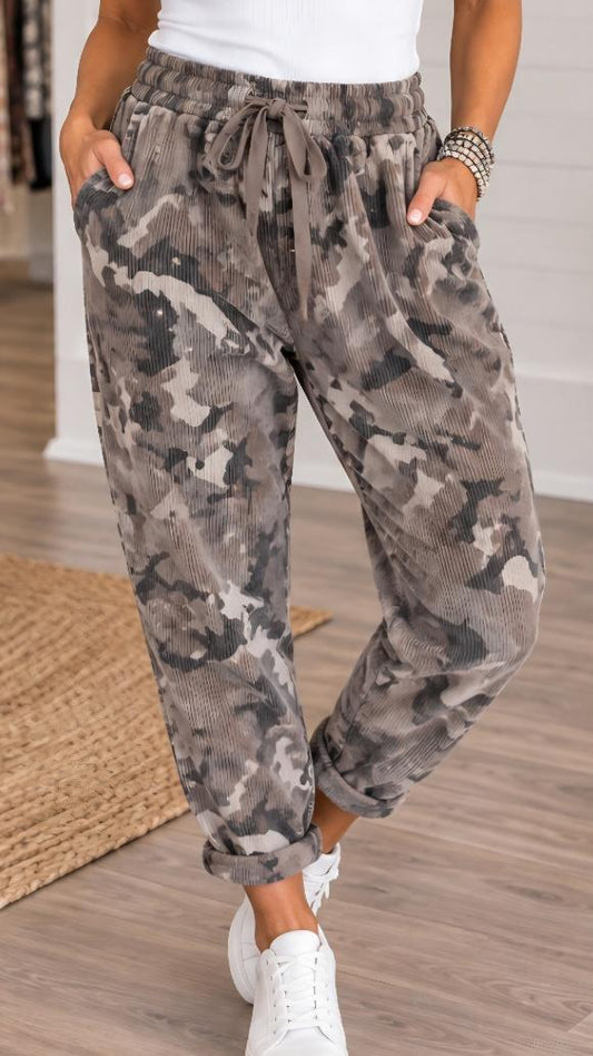 Taupe camo star pant