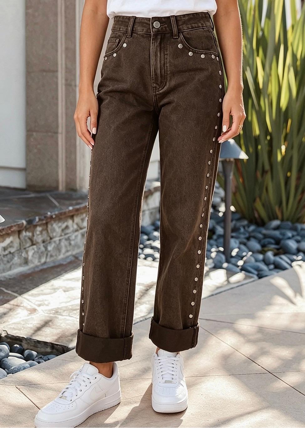 Brown jean