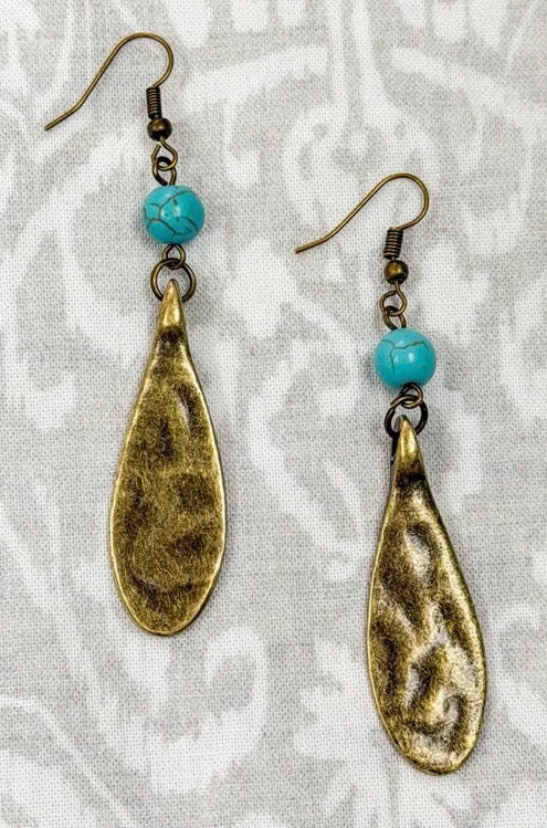 Turquoise bead earring