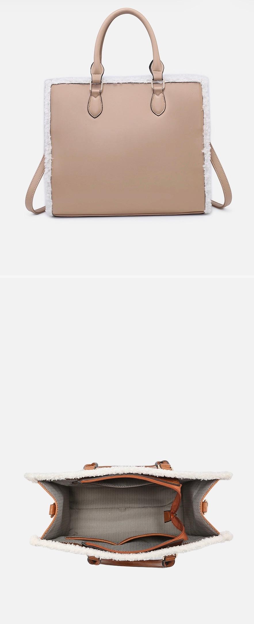 Beige purse