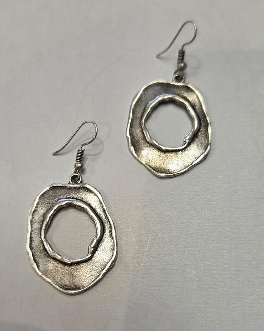 Circle earrings