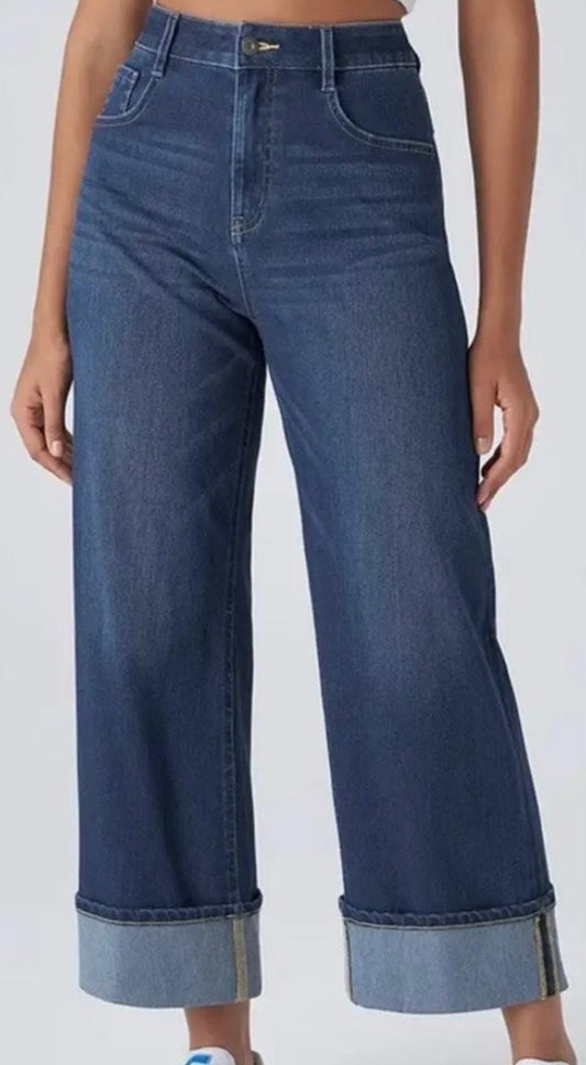 Cuffed jean
