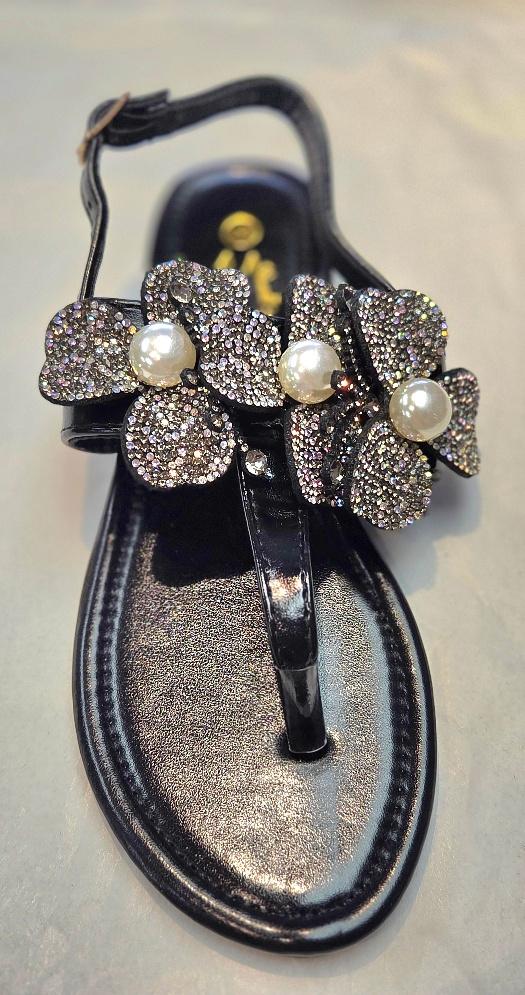 Black sandal