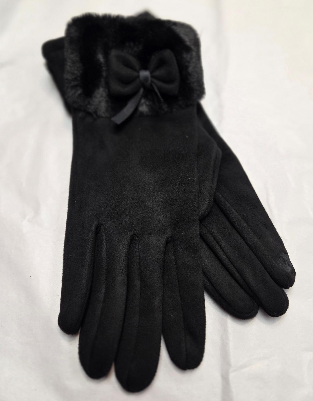 Black faux fur glove