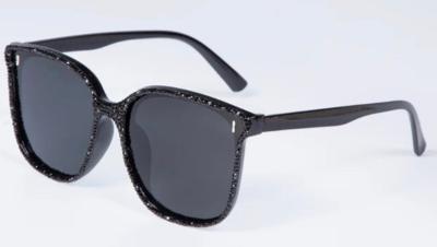 Sunglasses with rhinestones