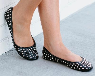 Studded flat